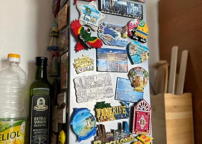 Cozy With Balcony Seating, 9th Floor, Parking Appartement