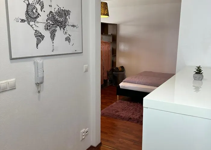 Cozy With Balcony Seating, 9th Floor, Parking